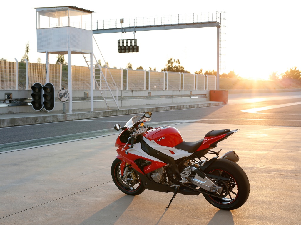 Фото мотоцикла BMW S 1000 RR